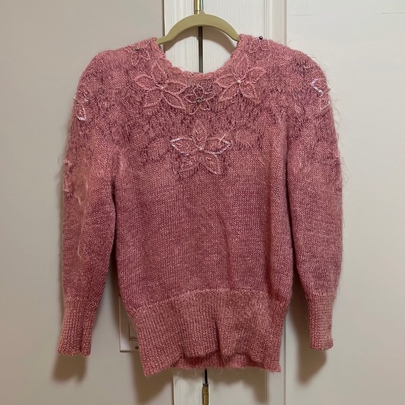 Gorgeous pink vintage sweater - Picture 1 of 5